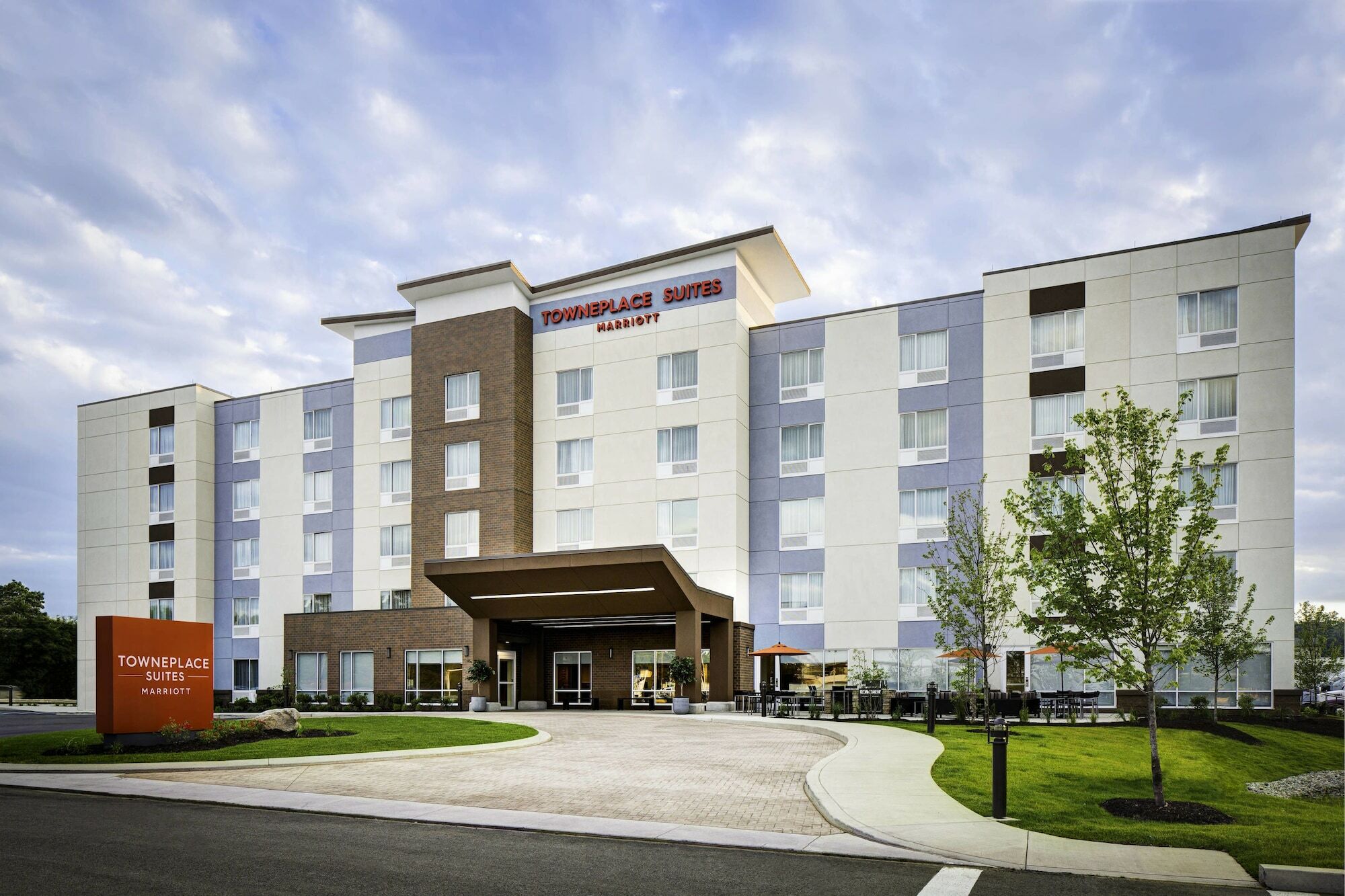 Towneplace Suites Kansas City At Briarcliff Exterior foto
